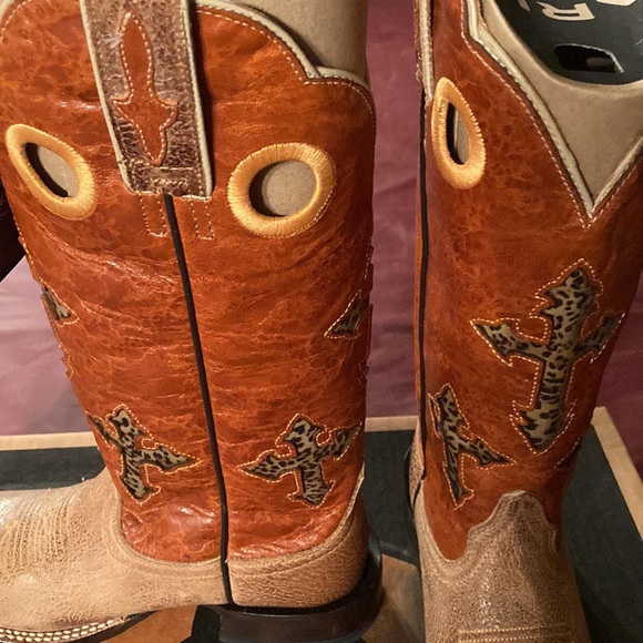 NEW-Women’s Ariat Ranchero boots - Picture 5 of 6